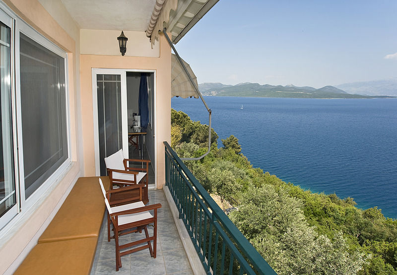 Villa Magemenou Nikiana Exterior foto
