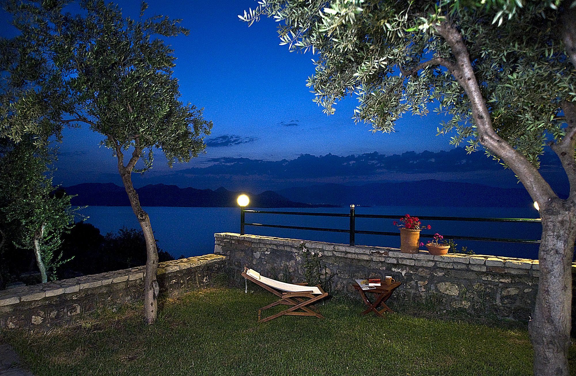 Villa Magemenou Nikiana Exterior foto